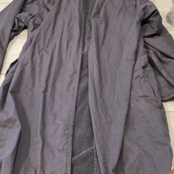 Grey Robe - Picture 2 of 7